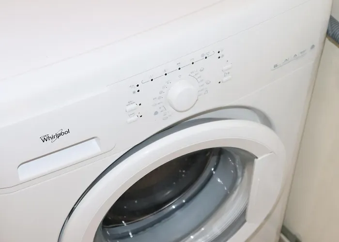 Παραθαλάσσιο Διαμέρισμα Πάνω στον Πεζόδρομο Διαμέρισμα *