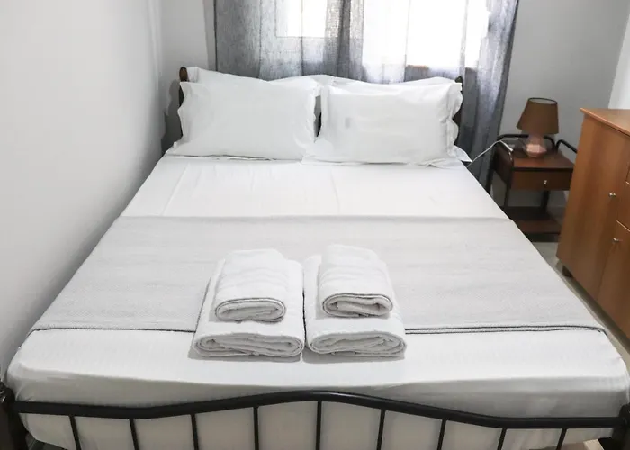 Akrata Beachfront Appartamento